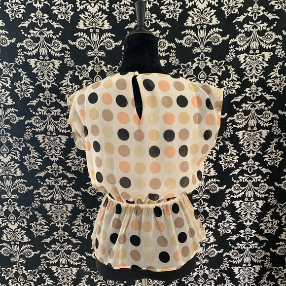 🦇 Vintage Forever 21 Peplum Blouse 🦇 - Picture 3 of 4